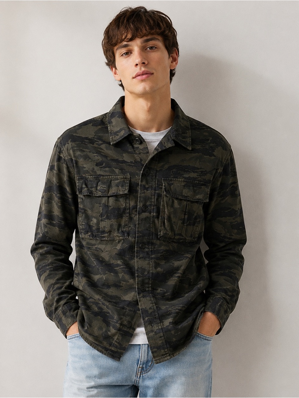 American Eagle Men’s Camo Utility Button-Up Shirt Size Small 3 for $30